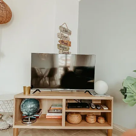 Cozy Apartment- Algardia Apartment
